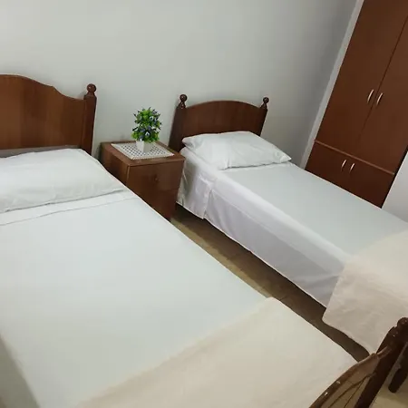 Guest house Rent Firdeus